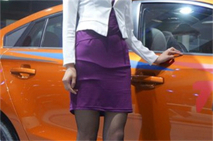 上海新茶工作室微信：上海经济危机的成因及解决对策